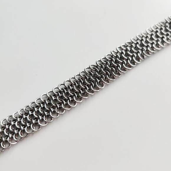 Vintage unique modern medieval dainty silver chain mail bracelet - Picture 9 of 11